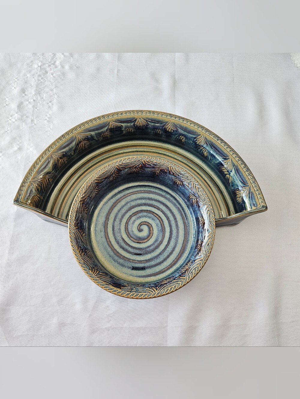 Retired Pottery For Living Signed Greg Johnson Donna Gilbert 2pc Chip Dip Set